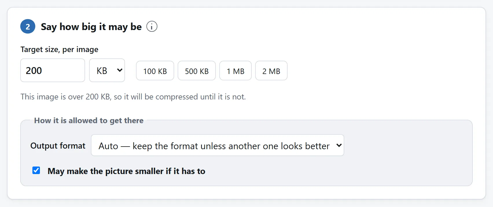 La tarjeta del objetivo: 200 kB escritos, botones con los límites más habituales, un menú de formato y una nota con lo que la herramienta va a intentar.